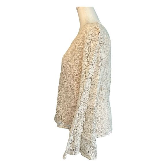 Solitaire Anthropologie Crochet Lace Top Cream Knit Bell Sleeves Full Back Butto - Picture 3 of 9